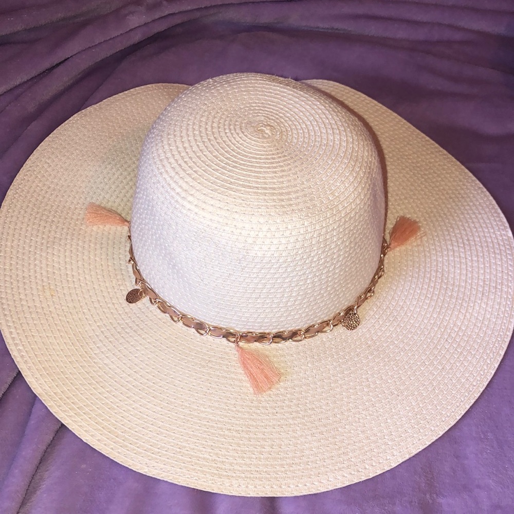 White Beach Hat
